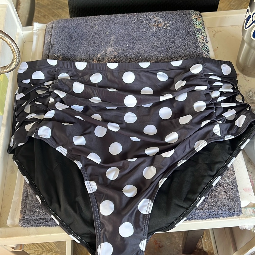 Swim bottoms